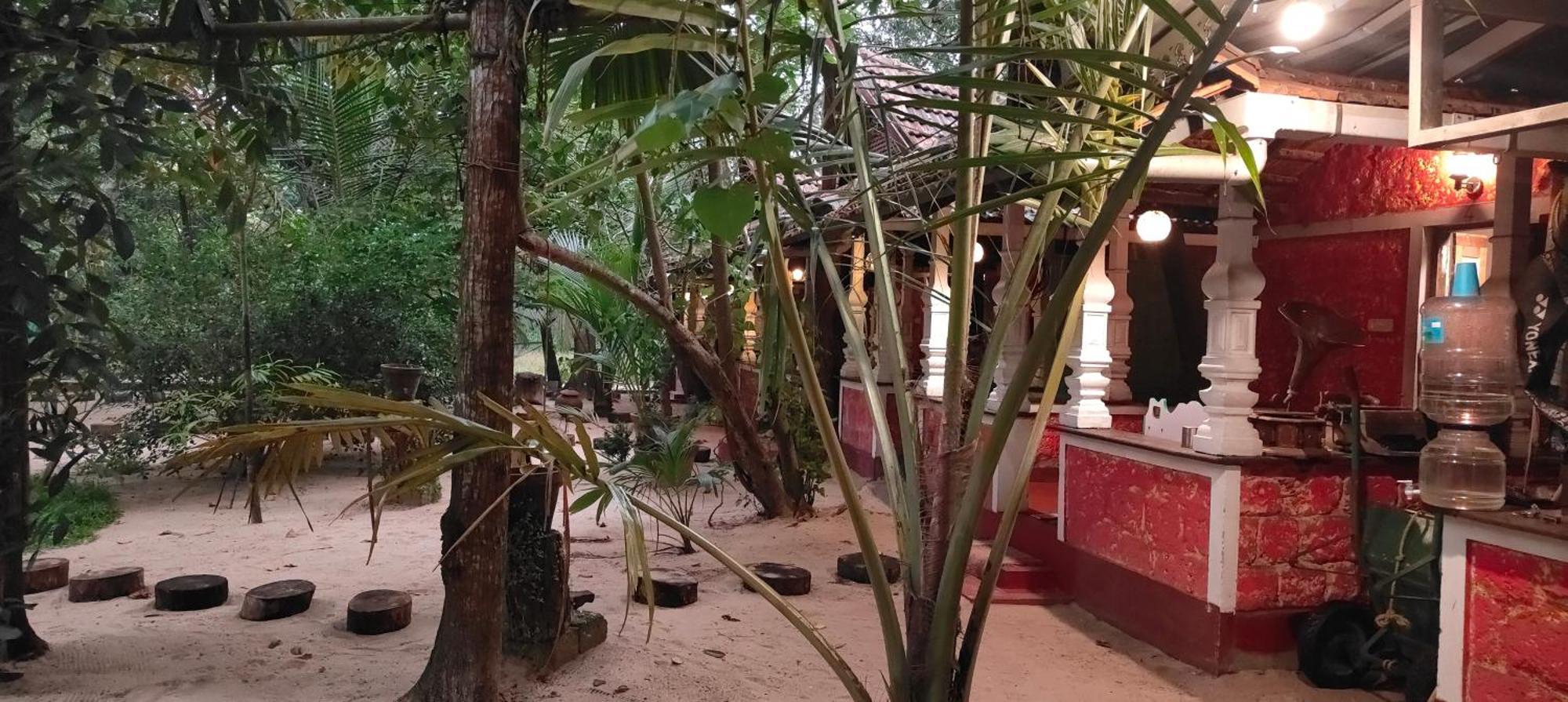 Abba Marari Beach Villas & Homestay Mararikulam Alappuzha ภายนอก รูปภาพ